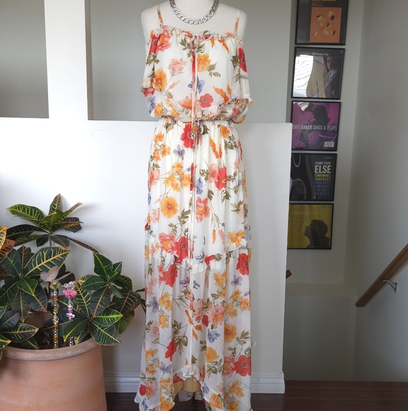 🏷️Georgette Ivory Floral Adjustable Strap Ruffle Maxi Dress Size Flowy 2X - Picture 4 of 12